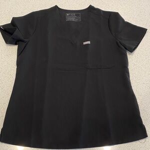 Figs Women's Classic Black Short Sleeve Top